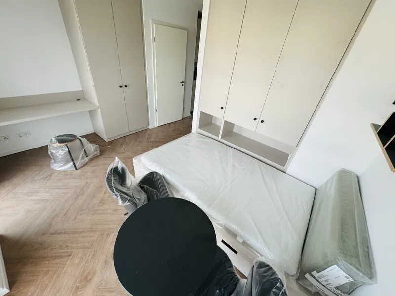 Möblierte Wohnung mit Balkon, EBK und Abstellkammer!! — photo 1